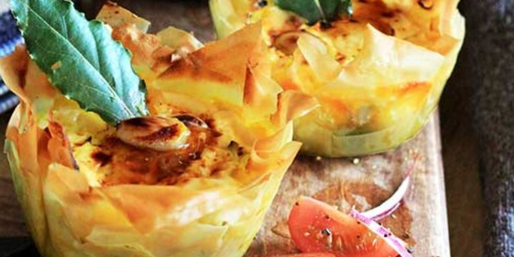 Bobotie Pies – Serves 6